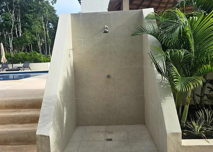 Ground Floor At The Foot Of The Pool *